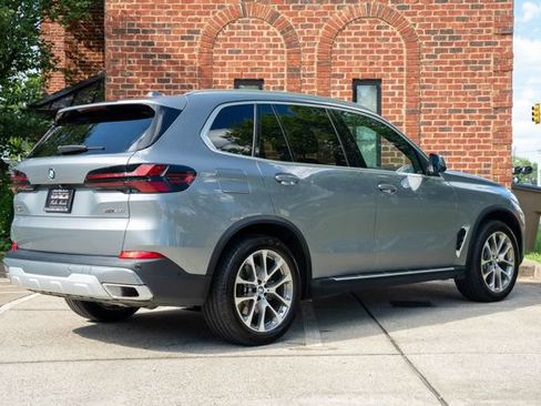 Used 2024 BMW X5 sDrive40i w/ Premium Package RWD image 5