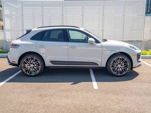 New 2026 Porsche Macan AWD/4WD image 8