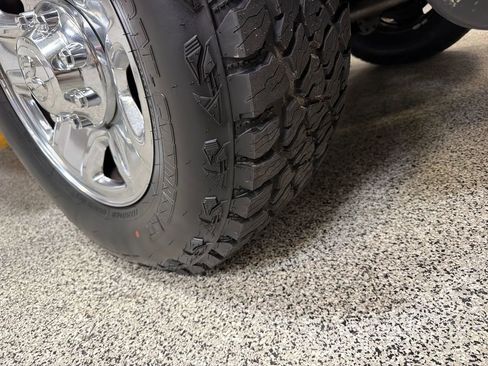 Used 2018 RAM 2500 SLT AWD/4WD image 47
