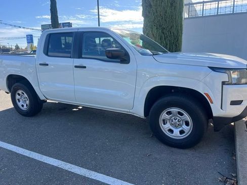 Used 2024 Nissan Frontier S AWD/4WD image 5