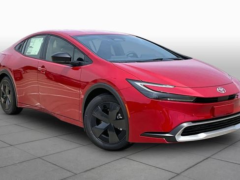 New 2026 Toyota Prius Plug-In Hybrid FWD image 2