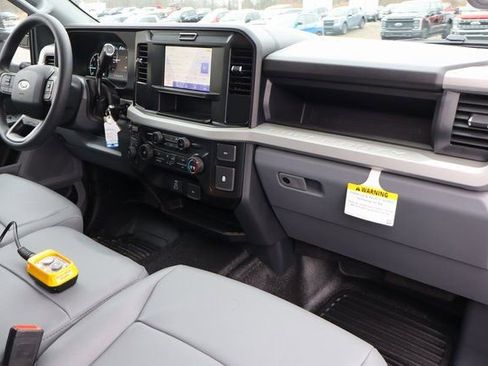 New 2026 Ford F550 4x4 Supercab Super Duty image 42