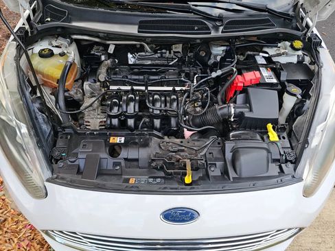 Used 2015 Ford Fiesta S image 11