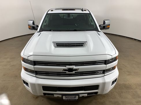 Used 2019 Chevrolet Silverado 3500 LTZ w/ Duramax Plus Package image 4