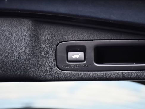 Used 2019 Honda CR-V Touring image 25