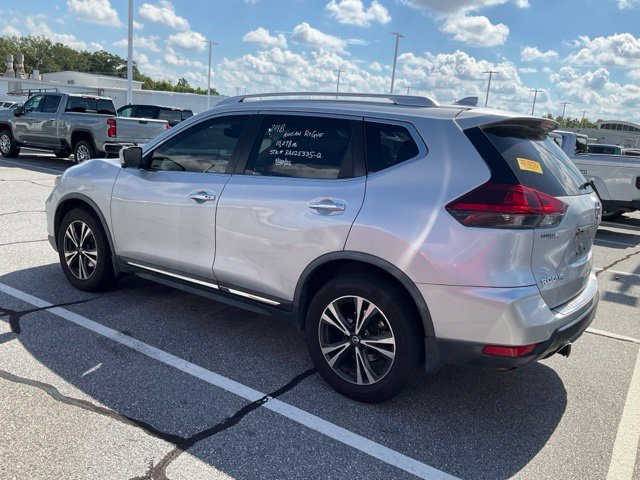 Used 2018 Nissan Rogue SL w/ Premium Package AWD/4WD image 4