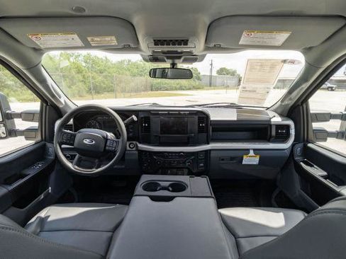 Certified 2023 Ford F250 XL w/ FX4 Off-Road Package AWD/4WD image 16