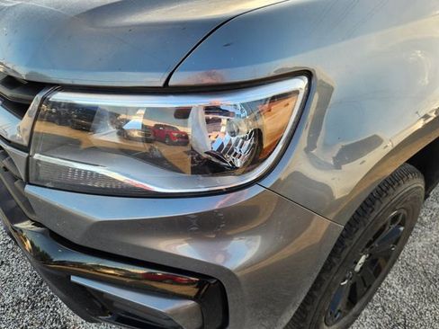 Used 2022 Chevrolet Colorado LT RWD image 6