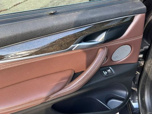 Used 2018 BMW X5 xDrive35i w/ Premium Package Enhanced image 17