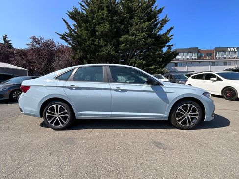 New 2026 Volkswagen Jetta Sport FWD image 9