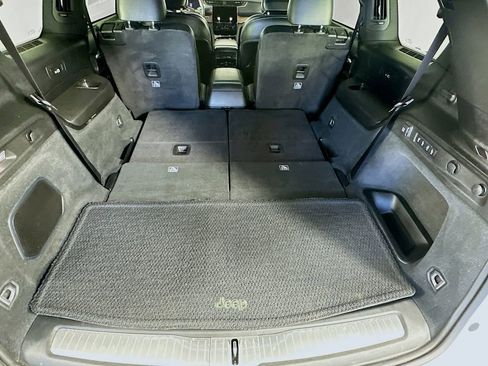 Certified 2023 Jeep Grand Cherokee L Summit w/ Luxury Tech Group V image 38