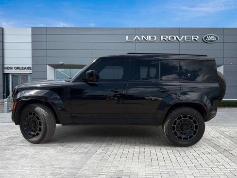 Used 2026 Land Rover Defender 110 OCTA AWD/4WD image 2