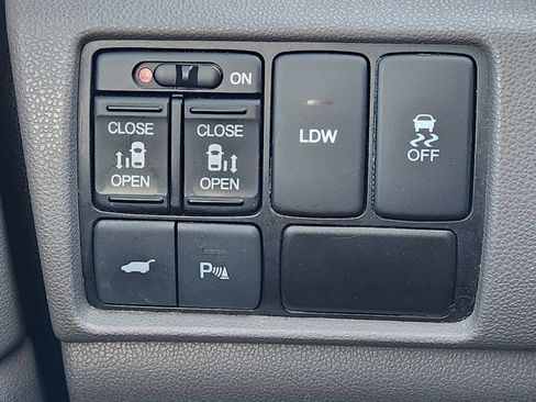 Used 2015 Honda Odyssey Touring Elite image 22