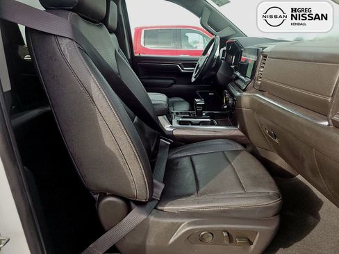 Used 2024 Chevrolet Silverado 1500 LTZ image 14