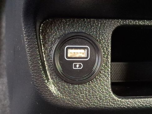 Used 2023 Kia Seltos S w/ Navigation Package AWD/4WD image 11