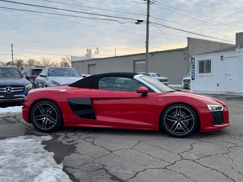 Used 2018 Audi R8 V10 image 7