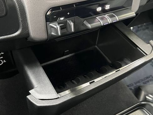 Used 2021 RAM 3500 Big Horn image 24