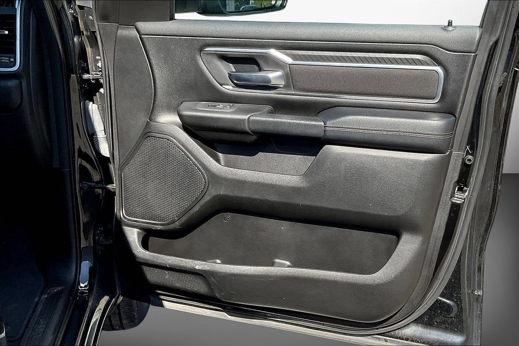 Used 2025 RAM 1500 Big Horn AWD/4WD image 28