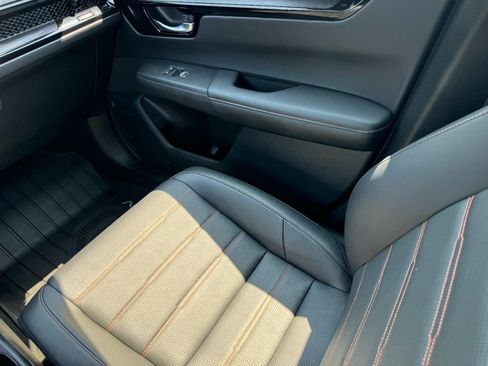 Certified 2025 Honda CR-V Sport Touring image 18