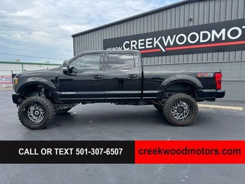 Used 2019 Ford F250 Lariat w/ Lariat Ultimate Package AWD/4WD image 6