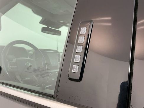 Used 2023 Ford F150 Limited image 13