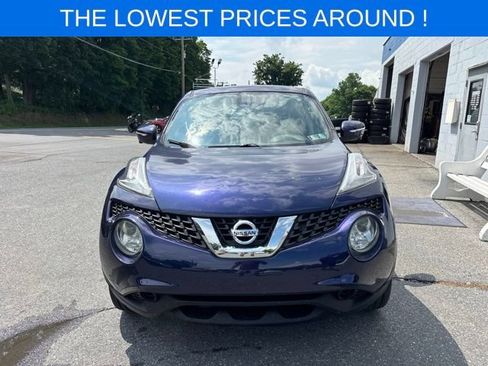 Used 2015 Nissan Juke SV w/ Technology Package AWD/4WD image 2