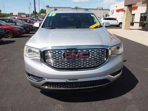 Used 2019 GMC Acadia Denali AWD/4WD image 4