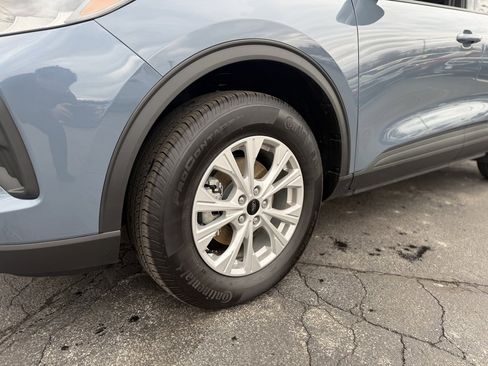 Used 2025 Ford Escape Active w/ Cold Weather Package image 10