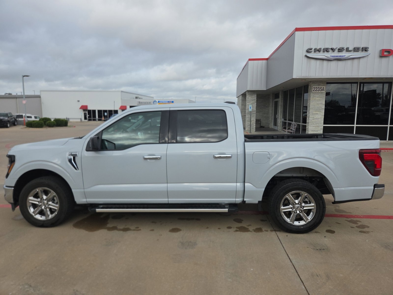 Used 2025 Ford F150 XLT w/ Equipment Group 301A Standard RWD image 8