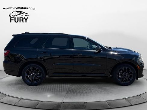 Used 2025 Dodge Durango R/T w/ Blacktop Package AWD/4WD image 2