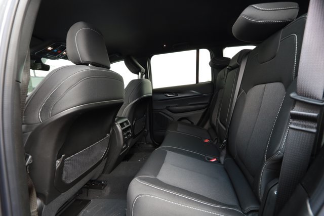 New 2026 Jeep Grand Cherokee Laredo RWD image 22