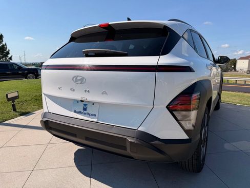Used 2024 Hyundai Kona SEL FWD image 32