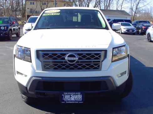 Used 2023 Nissan Frontier SV w/ Technology Package image 30