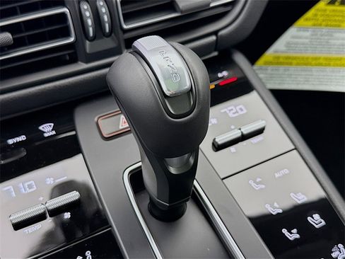 New 2026 Porsche Macan S image 22