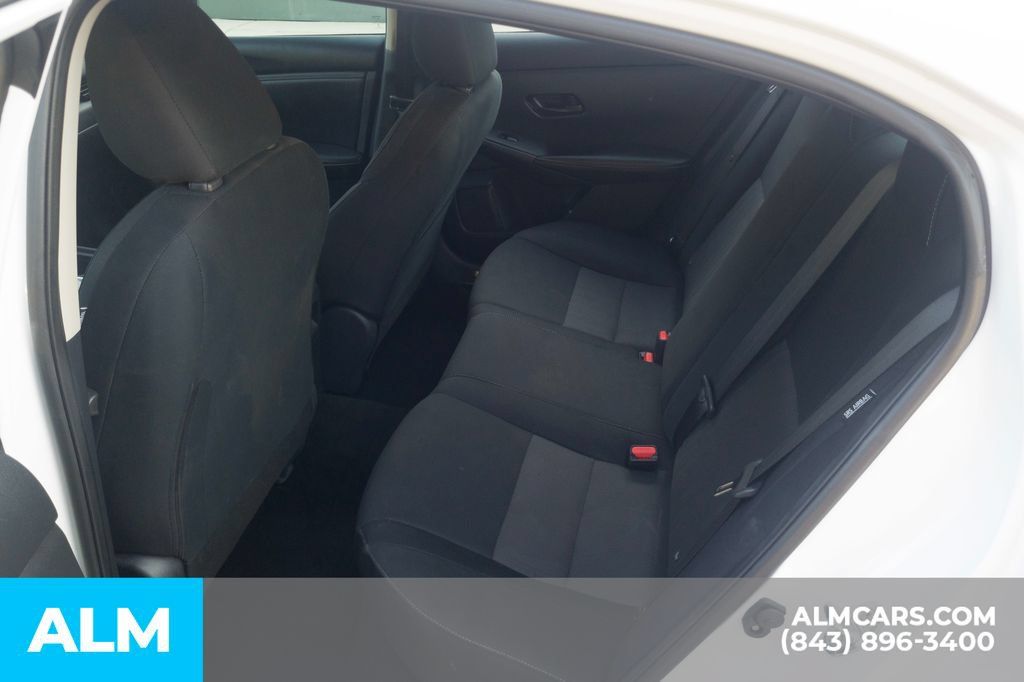 Used 2024 Nissan Sentra SV FWD image 17