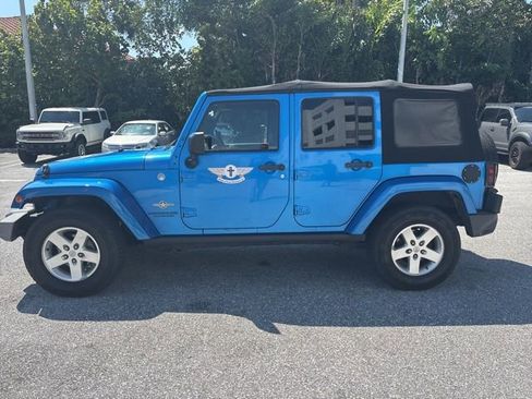 Used 2014 Jeep Wrangler Unlimited Sport image 4