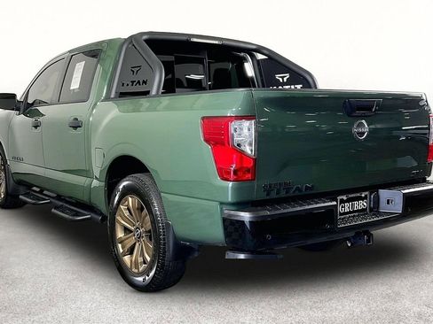 Used 2024 Nissan Titan SV w/ SV Bronze Edition Package RWD image 15