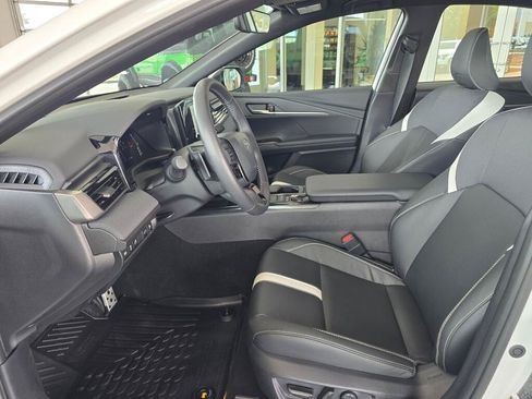 Used 2026 Toyota Camry SE w/ Convenience Package FWD image 18