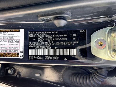 Used 2024 Toyota 4Runner Limited RWD image 36