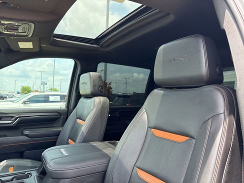Used 2024 GMC Sierra 2500 AT4 w/ AT4 Premium Plus Package AWD/4WD image 19