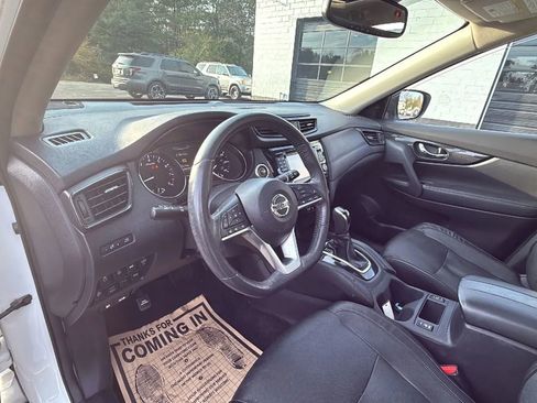 Used 2017 Nissan Rogue SL w/ SL Premium Package image 62