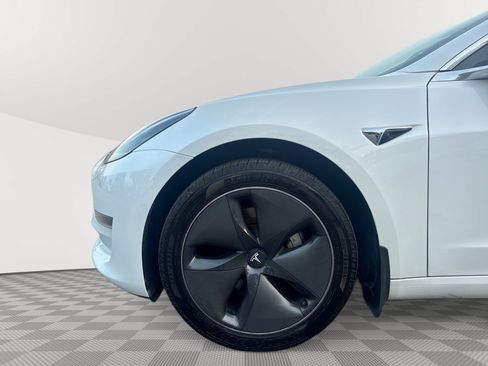 Used 2020 Tesla Model 3 Standard Range RWD image 18
