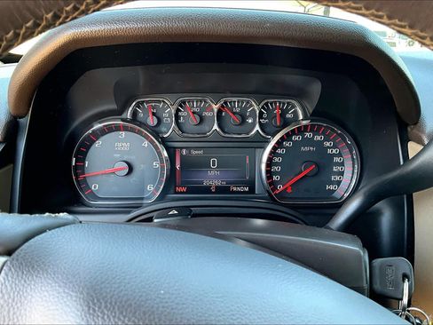 Used 2015 GMC Yukon SLE w/ HD Trailering Package AWD/4WD image 25