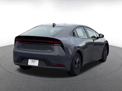 Used 2025 Toyota Prius LE image 14