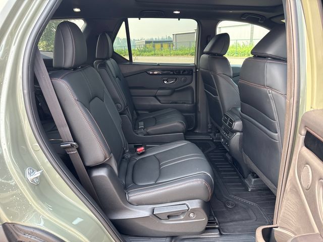 Used 2026 Honda Pilot TrailSport image 12