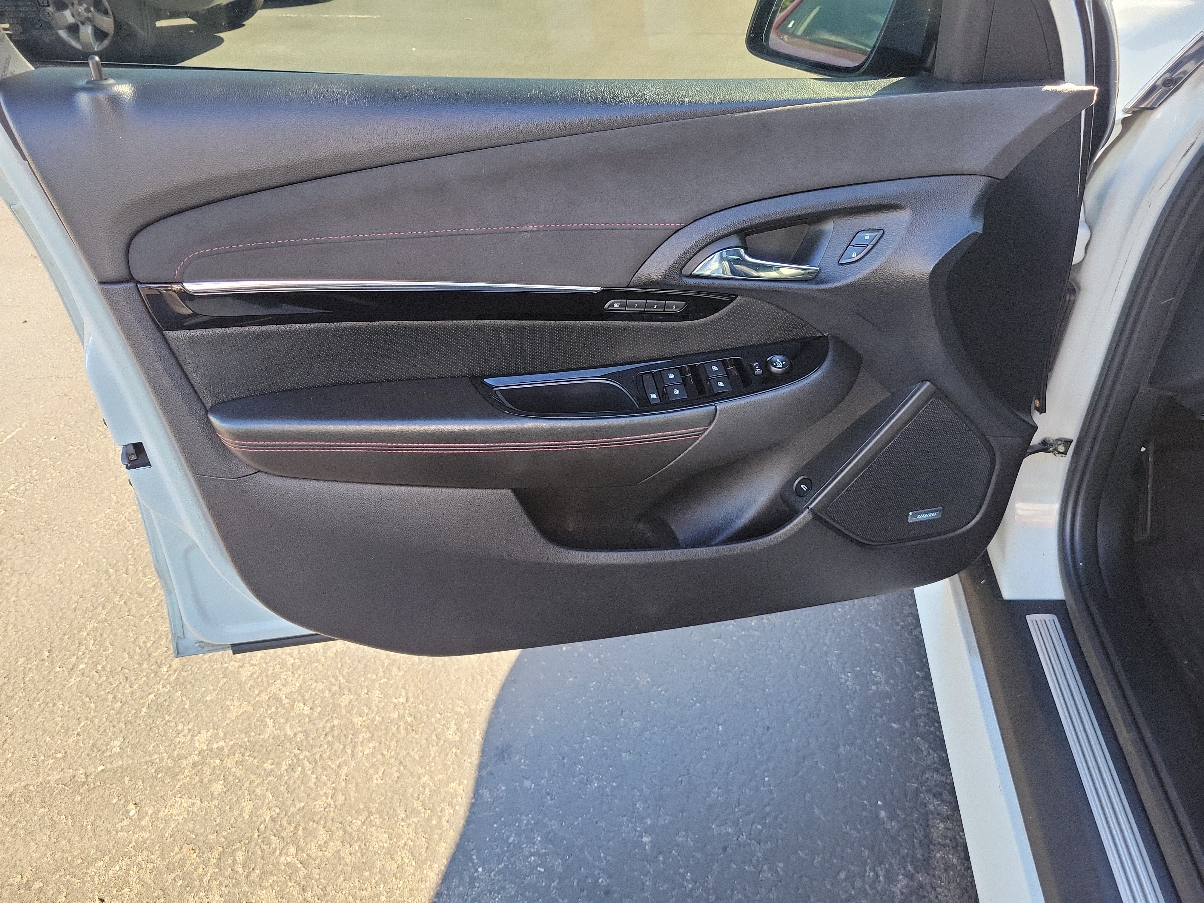 Used 2015 Chevrolet SS RWD image 18