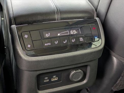 Used 2024 INFINITI QX60 Pure image 17