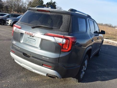 Used 2020 GMC Acadia SLT image 3
