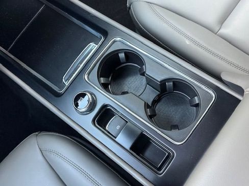 Used 2024 Lincoln Corsair AWD image 22