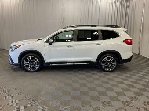 Used 2023 Subaru Ascent Touring image 5